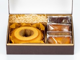 ホテルオリジナルバウム&フィナンシェセット