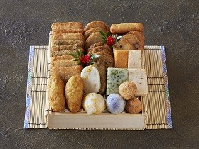 さつま揚げ 正月詰合せ~笑門来福~ (19種類37個入)